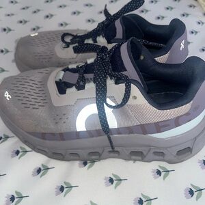 ONCLOUDTEC RUNNING SHOES
